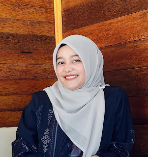 Farah Azizah, S.Pd.